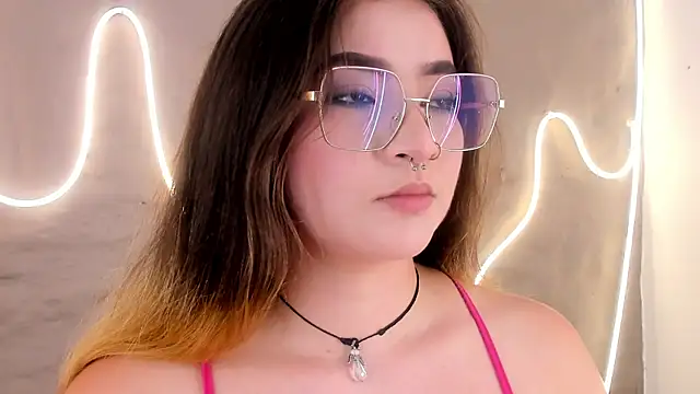 Shanntal  online show from 03.04.26