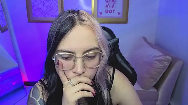 Hela v online show from 01.17.26