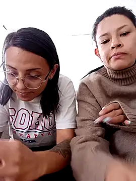 Snapshot of bri_ali chatting on 02.11.25 bri ali online show from 02.11.25