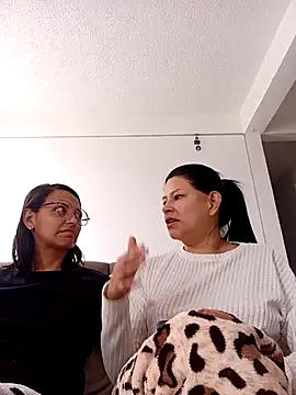 Snapshot of bri_ali chatting on 02.19.25 bri ali online show from 02.19.25