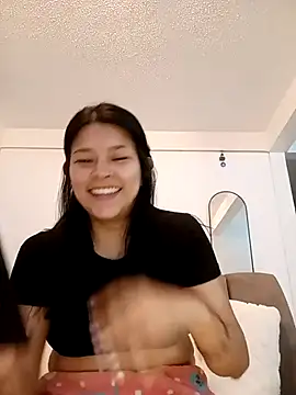 Snapshot of bri_ali chatting on 02.25.25 bri ali online show from 02.25.25