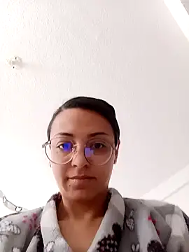 Snapshot of bri_ali chatting on 03.12.25 bri ali online show from 03.12.25