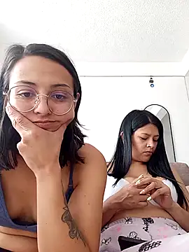 Snapshot of bri_ali chatting on 03.13.25 bri ali online show from 03.13.25