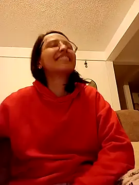 Snapshot of bri_ali chatting on 03.20.25 bri ali online show from 03.20.25