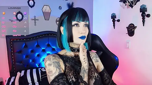 IsisRaichuu  online show from 01.13.26