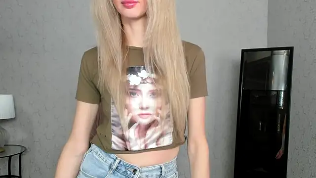 skinnyladyy online show from 02.08.25