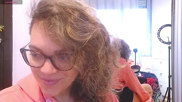 Ju-Hot online show from 01.22.25