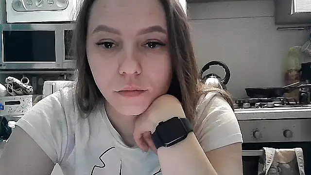 Snapshot of Misssweet_s chatting on 02.08.25 Misssweet s online show from 02.08.25