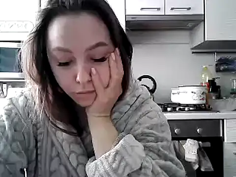 Snapshot of Misssweet_s chatting on 02.15.25 Misssweet s online show from 02.15.25