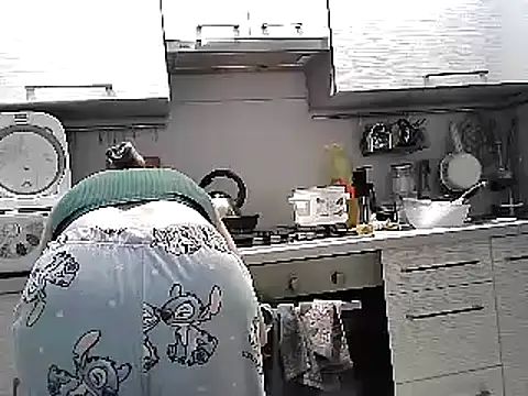 Snapshot of Misssweet_s chatting on 02.16.25 Misssweet s online show from 02.16.25