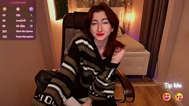 Violet Moreau online show from 03.13.26