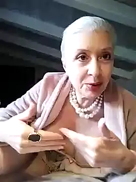 Snapshot of divinaerotica chatting on 02.16.25 divinaerotica online show from 02.16.25