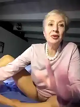 divinaerotica online show from 11.26.25