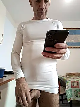 Snapshot of juanignacioargentino chatting on 02.06.25 juanignacioargentino online show from 02.06.25