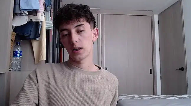 Snapshot of miketwink chatting on 03.13.25 miketwink online show from 03.13.25