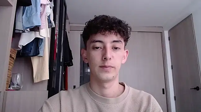 Snapshot of miketwink chatting on 03.13.25 miketwink online show from 03.13.25