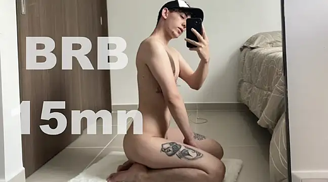 Snapshot of miketwink chatting on 03.23.25 miketwink online show from 03.23.25