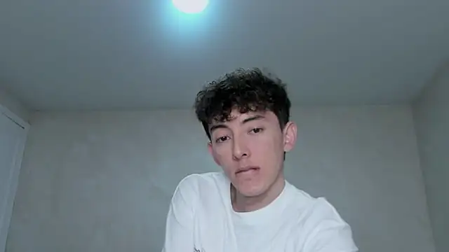 Snapshot of miketwink chatting on 11.07.25 miketwink online show from 11.07.25