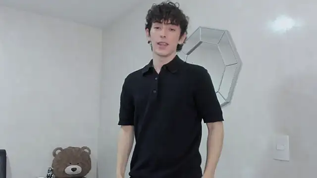 Snapshot of miketwink chatting on 02.08.26 miketwink online show from 02.08.26