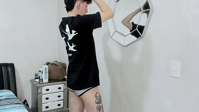 Snapshot of miketwink chatting on 03.07.26 miketwink online show from 03.07.26