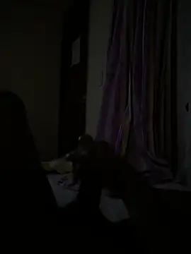 Snapshot of jhonnes_ chatting on 03.19.25 jhonnes online show from 03.19.25