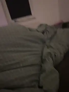 Mo 2003 online show from 02.26.25