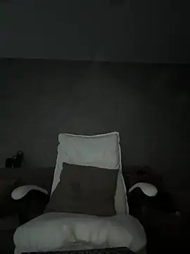 LillySquirtShot online show from 05.05.26