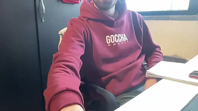 Snapshot of bullyboyy chatting on 01.14.26 bullyboyy online show from 01.14.26