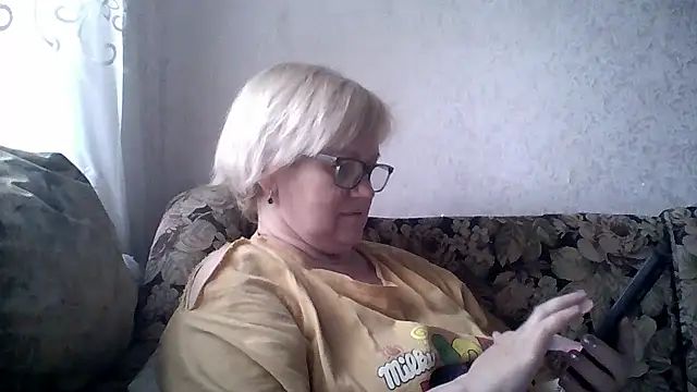 Snapshot of Mayya4321 chatting on 05.13.26 Mayya4321 online show from 05.13.26