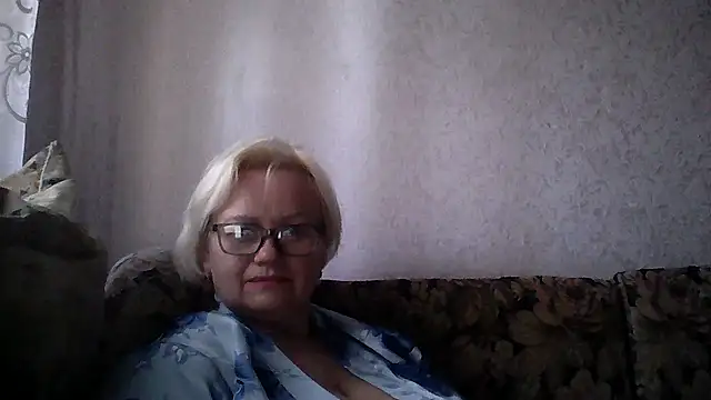 Snapshot of Mayya4321 chatting on 06.10.26 Mayya4321 online show from 06.10.26