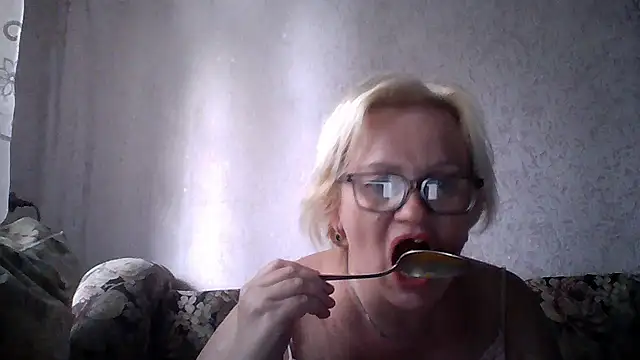 Snapshot of Mayya4321 chatting on 06.17.26 Mayya4321 online show from 06.17.26