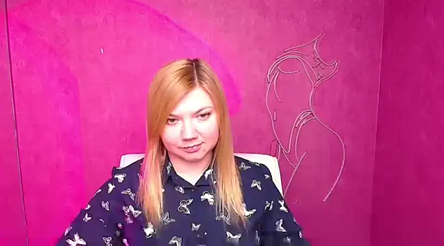 Snapshot of Lola_moree chatting on 03.03.25 Lola moree online show from 03.03.25
