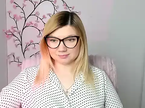 Lola moree online show from 02.23.26