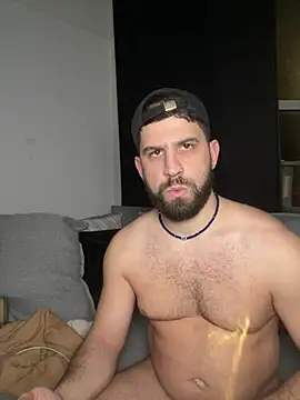 Snapshot of lucas_kazimm chatting on 02.19.25 lucas kazimm online show from 02.19.25