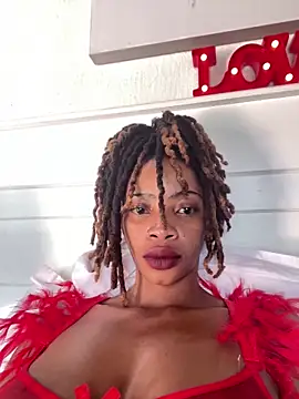 Snapshot of ZinaFreak chatting on 01.30.25 ZinaFreak online show from 01.30.25