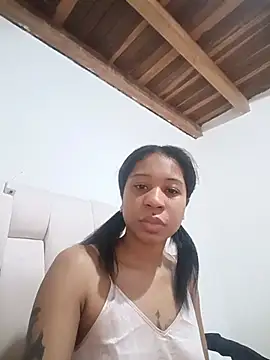 Snapshot of Zaira_Rose_ chatting on 06.26.26 Zaira Rose online show from 06.26.26