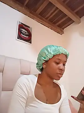 Snapshot of Zaira_Rose_ chatting on 07.12.26 Zaira Rose online show from 07.12.26