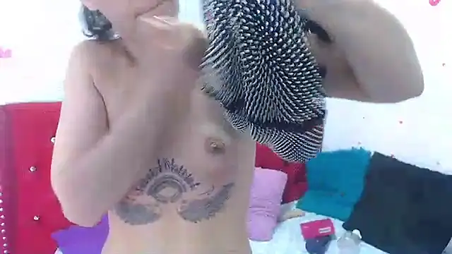 Ariasmithog online show from 11.24.25