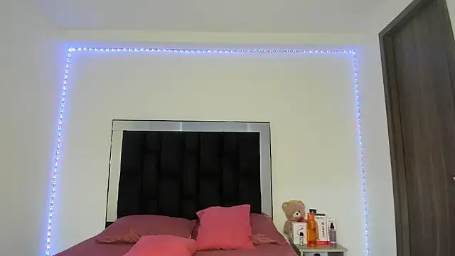 victoriacolin online show from 03.07.25