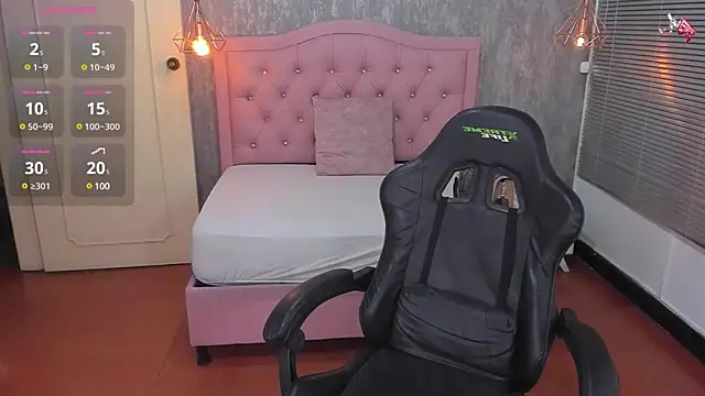 Hadley  online show from 02.12.25