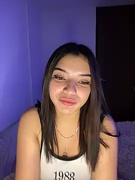 Snapshot of eileensophi chatting on 02.08.25 eileensophi online show from 02.08.25