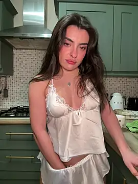 Snapshot of cute_carly_ chatting on 03.14.25 cute carly online show from 03.14.25