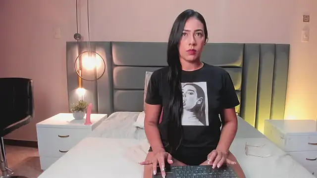 RebecaSanderss online show from 02.24.25