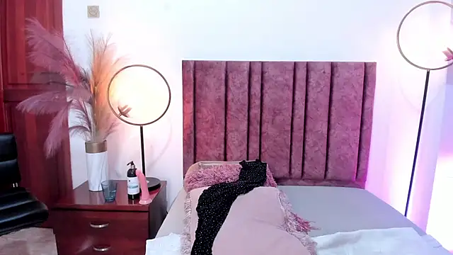 RebecaSanderss online show from 03.12.25