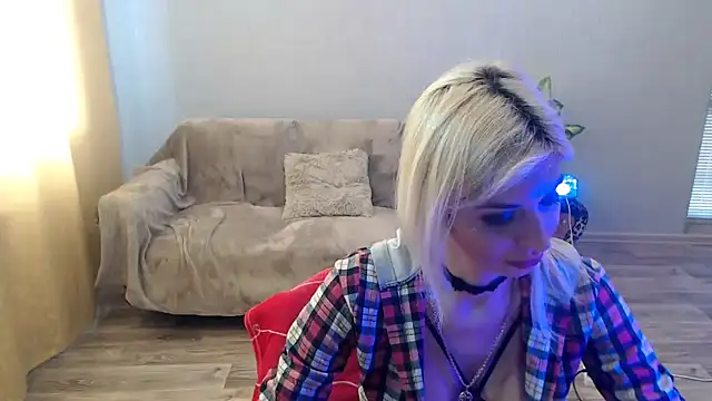 SexyBeatriice online show from 04.19.26