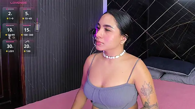 Estefy gomez09 online show from 10.30.25