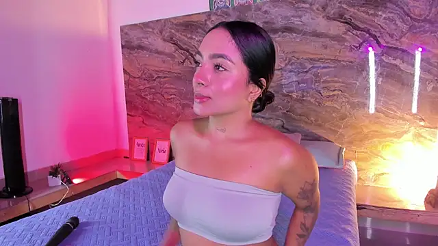 Estefy gomez09 online show from 04.29.26