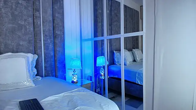 AliDiaz  online show from 02.21.26