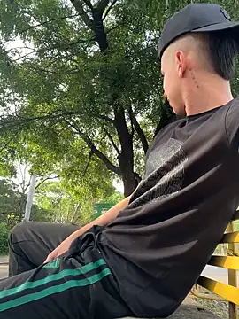 arevalo1124 online show from 11.12.25