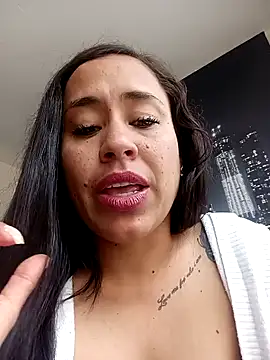 kamila lovee online show from 03.19.25